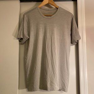 Lululemon Men's Perforated Muscle Tee SZ M